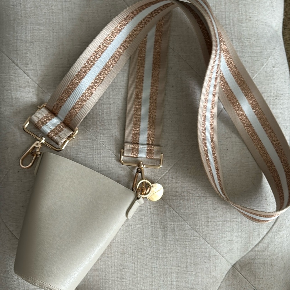 Coffee & Chains Crossbody